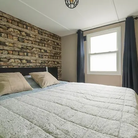 Tuinfluiter - 49 * Ойстервейк