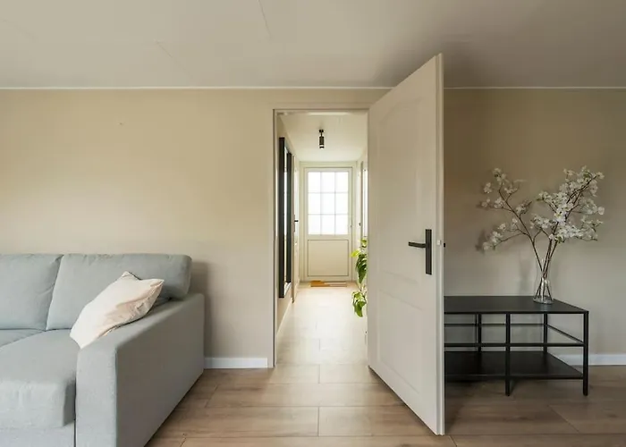 Tuinfluiter - 49 Chalet Oisterwijk